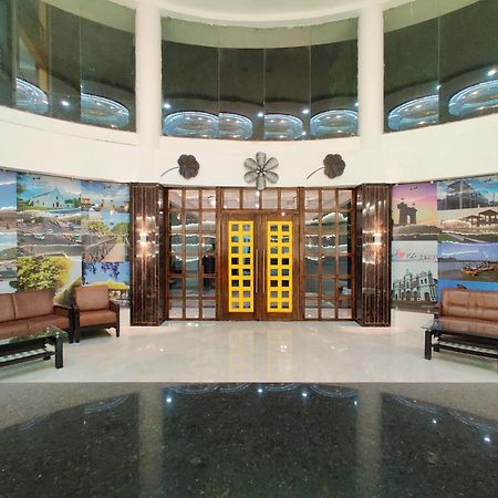 Golden Chariot Hotel Daman Luaran gambar