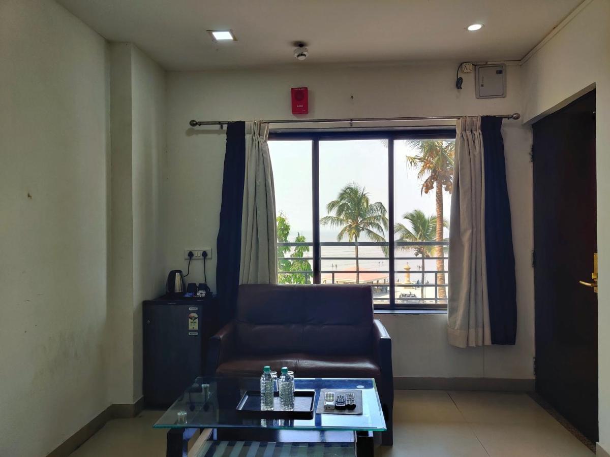 Golden Chariot Hotel Daman Luaran gambar